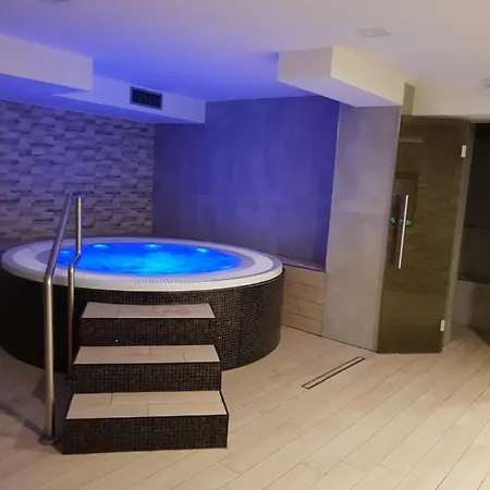 Alf Hotel 3*