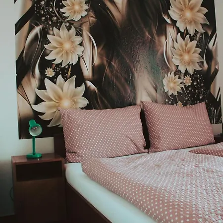 Hotel Alf