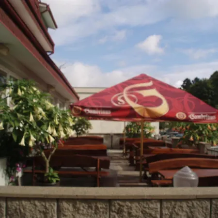 Alf Hotel