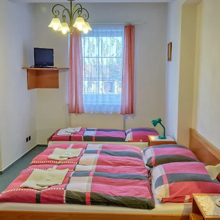 Alf Hotel 3*