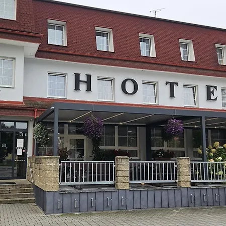 Alf Hotel 3*