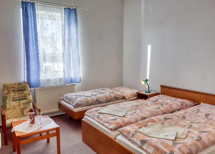 Alf Hotel